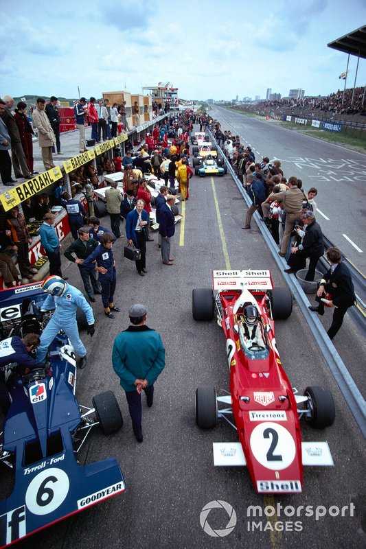 Zandvoort 1971: Een blik in de pitstraat