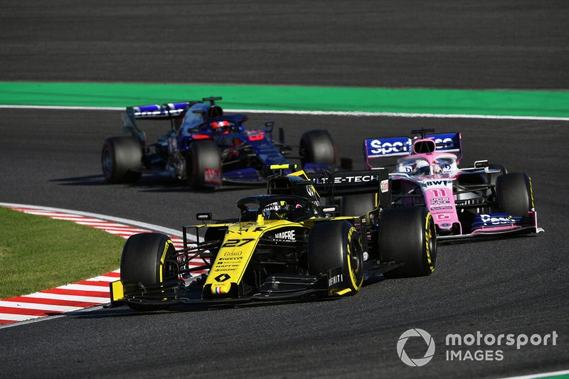 Nico Hulkenberg, Renault F1 Team R.S. 19, leads Sergio Perez, Racing Point RP19, and Daniil Kvyat, Toro Rosso STR14