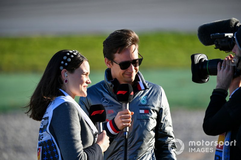 Esteban Gutierrez, Mercedes AMG, talks to the media