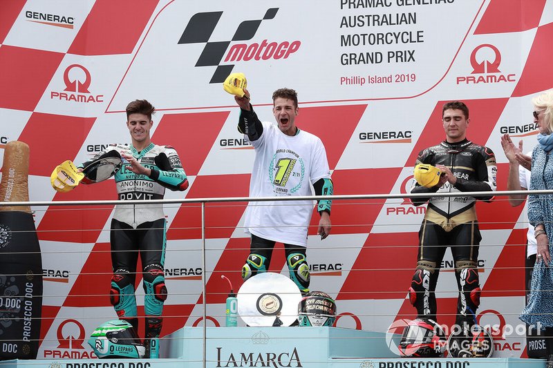 Podium: race winner Lorenzo Dalla Porta, Leopard Racing, second place Marcos Ramirez, Leopard Racing, third place Albert Arenas, Ángel Nieto Team