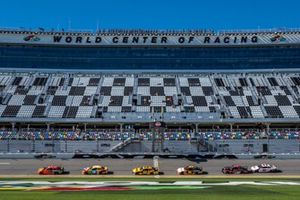 Drafting-Practice in Daytona