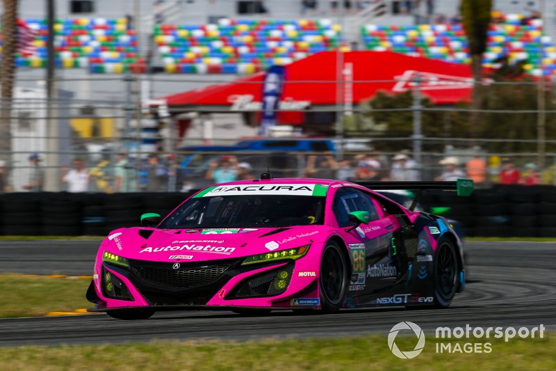 #86 Meyer Shank Racing w/Curb-Agajanian Acura NSX GT3, GTD: Mario Farnbacher, Matt McMurry, Shinya Michimi, Jules Gounon