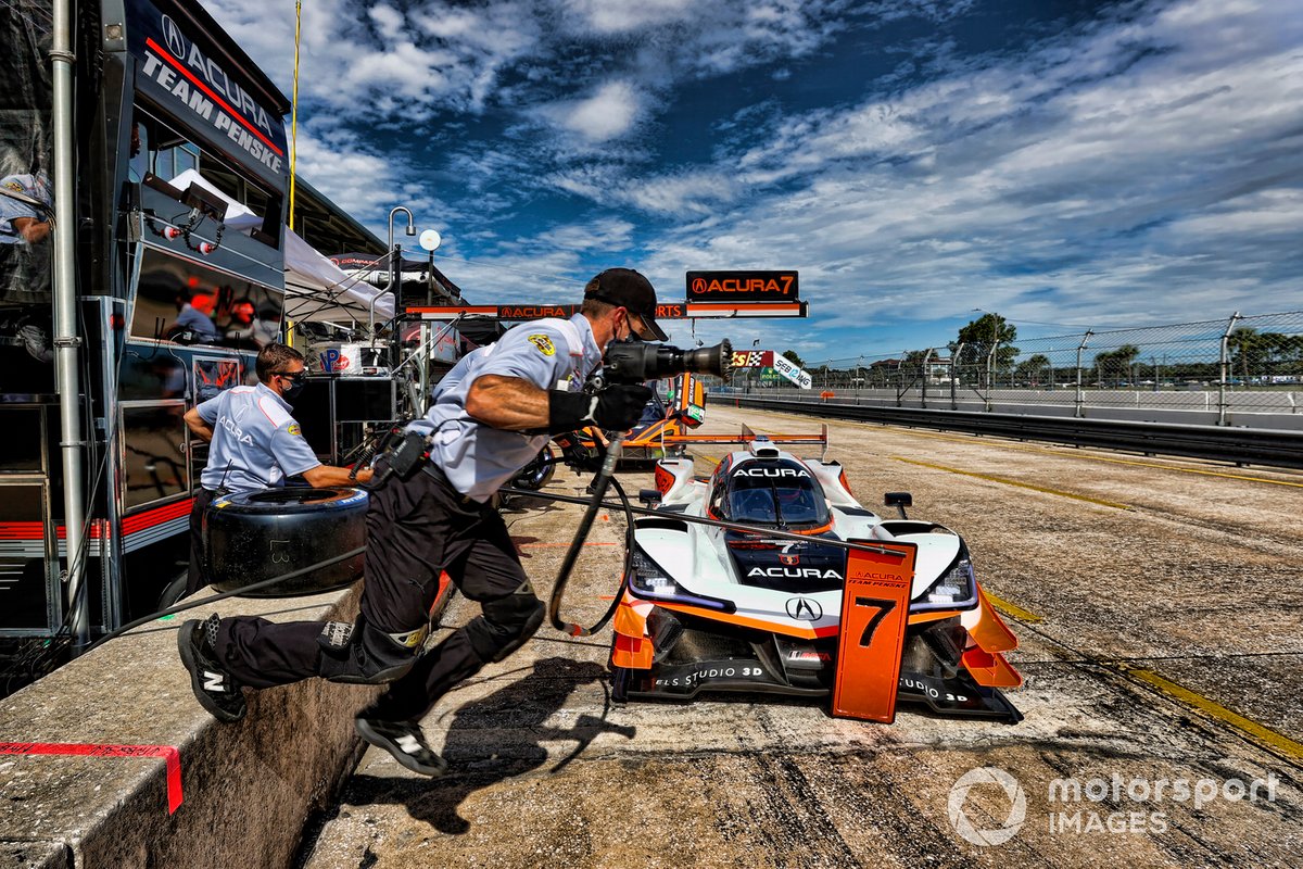 #7 Acura Team Penske Acura DPi, DPi: Helio Castroneves, Ricky Taylor