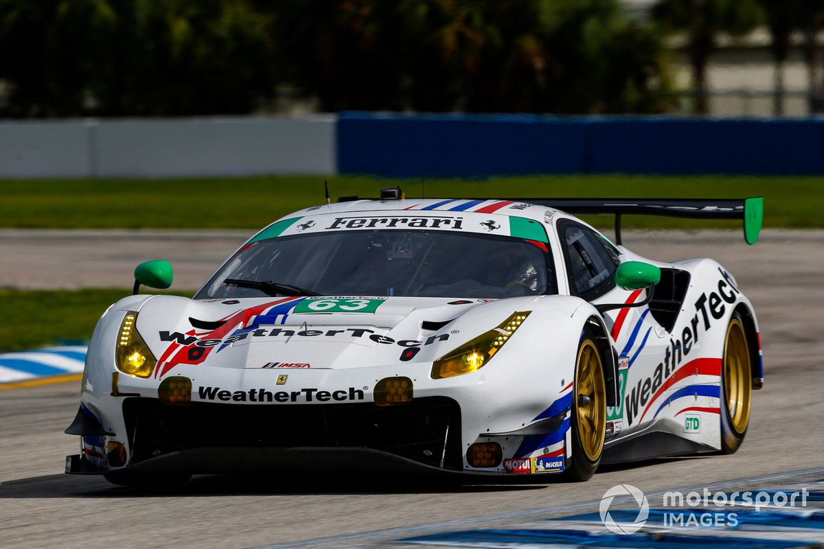 #63 Scuderia Corsa Ferrari 488 GT3, GTD: Cooper MacNeil, Toni Vilander