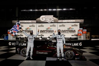 Overall Winners #55: Mazda Team Joest Mazda DPi, DPi: Jonathan Bomarito, Harry Tincknell