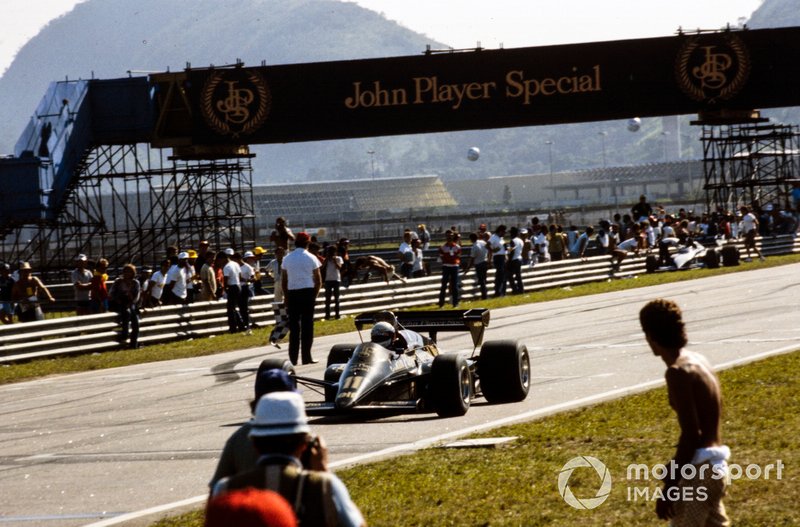 Elio de Angelis, Lotus 95T Renault