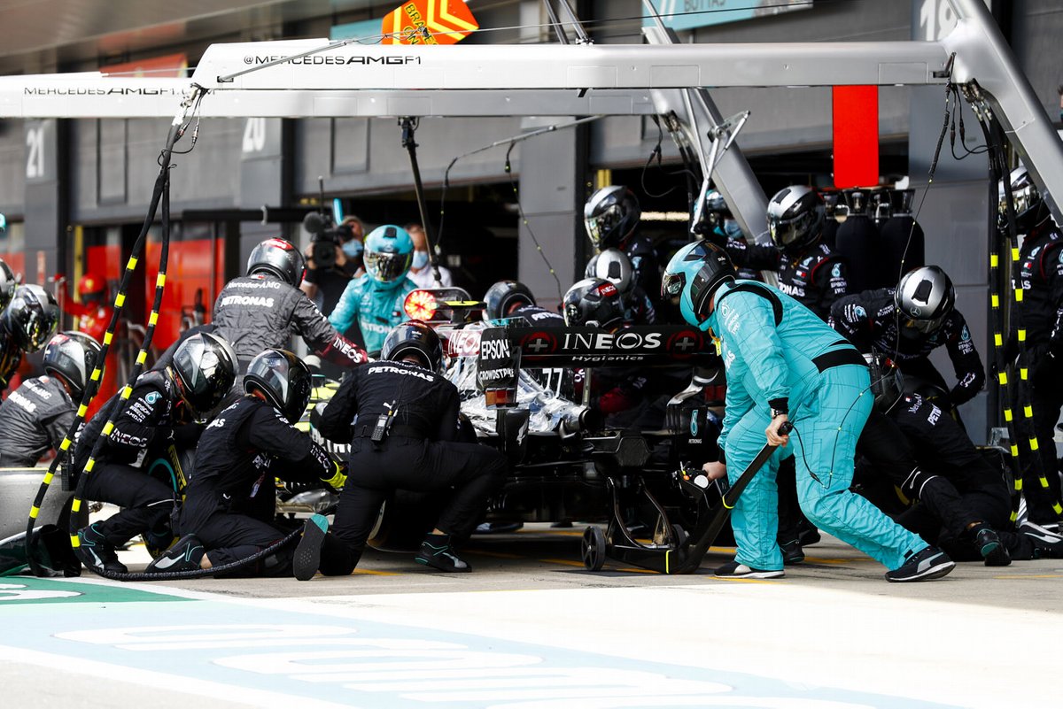 Valtteri Bottas, Mercedes F1 W11, makes a pit stop