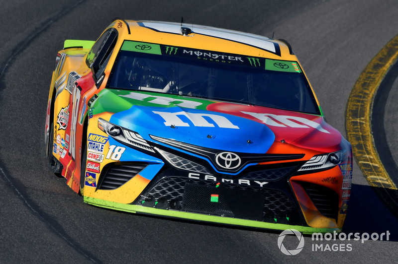 Kyle Busch, Joe Gibbs Racing, Toyota Camry M&M's