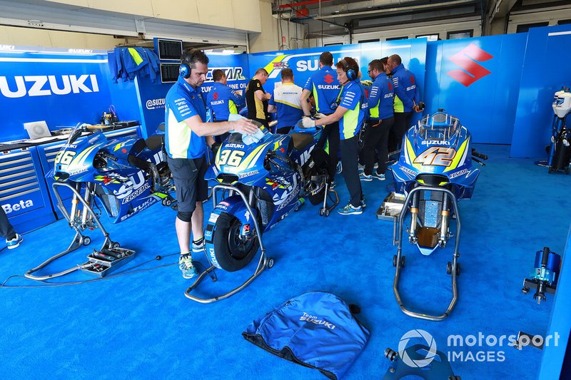 Il garage del team Team Suzuki MotoGP