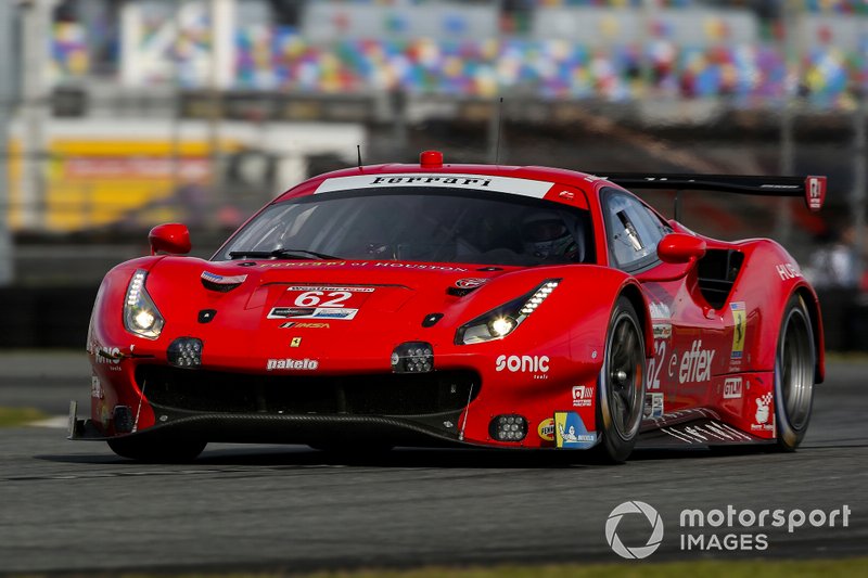 #62 Risi Competizione Ferrari 488 GTE, GTLM: Davide Rigon, Miguel Molina