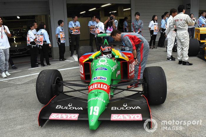 Benetton F1 en la exhibición con coches históricos por el 30 Aniversario de Suzuka en F1