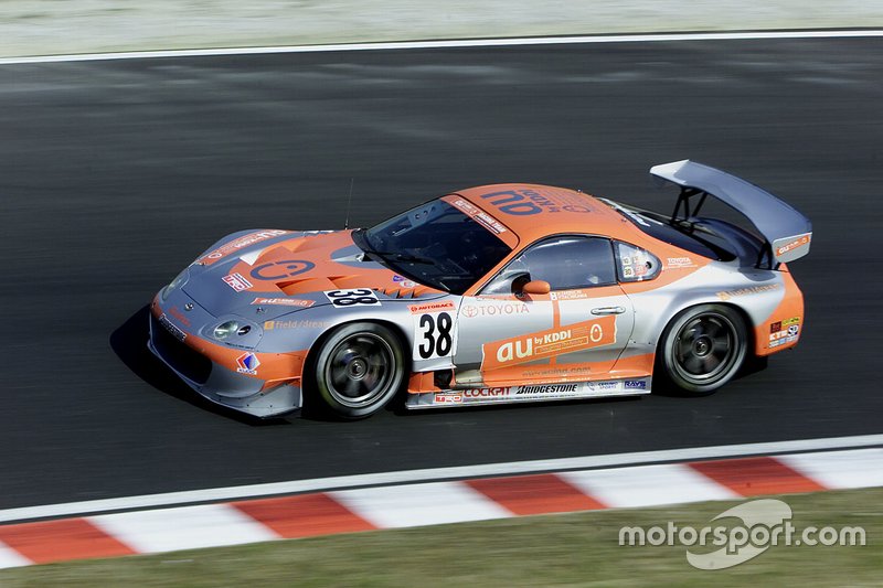 au Cerumo Supra: Hironori Takeuchi, Yuji Tachikawa (2001)