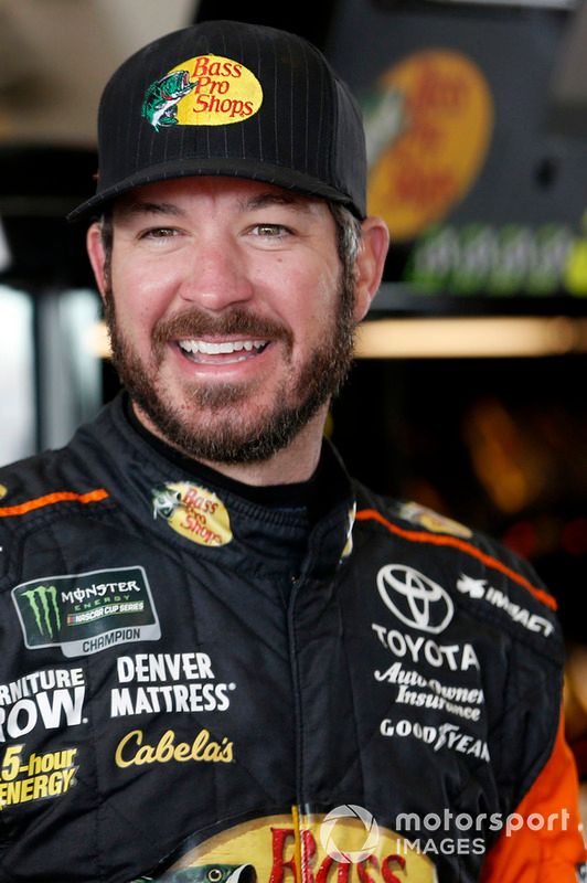 Martin Truex Jr., Furniture Row Racing, Toyota Camry Bass Pro Shops/5-hour ENERGY