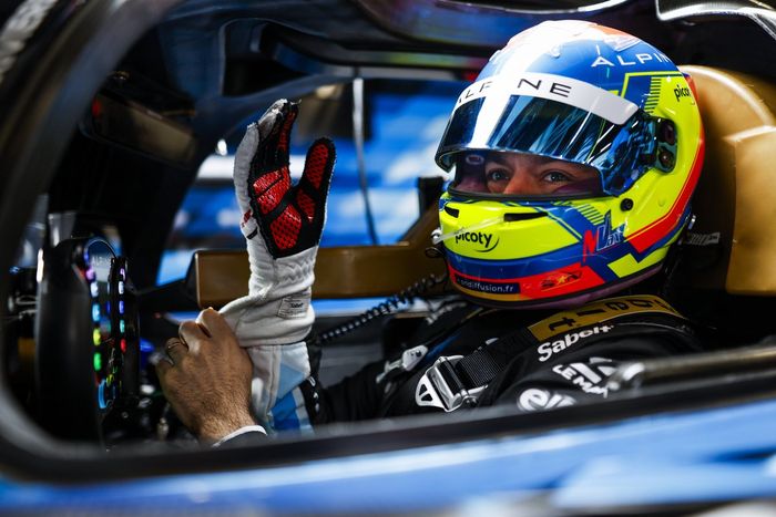 Matthieu Vaxiviere, Equipo Alpino de Resistencia