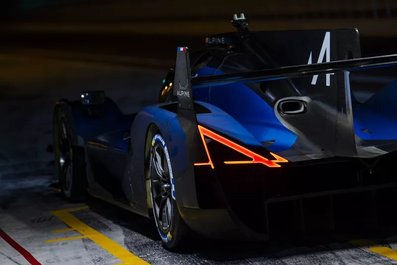 Alpine A424