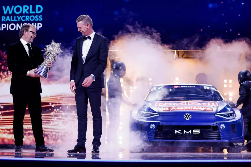 Peter Solberg avec Johan Kristoffersson, Championnat du monde de rallycross de la FIA - Champion 