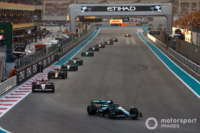 Lance Stroll, Aston Martin AMR24, Liam Lawson, VCARB 01, Max Verstappen, Red Bull Racing RB20
