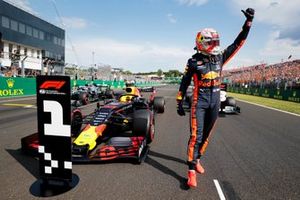 Pole Sitter Max Verstappen, Red Bull Racing celebrates in Parc Ferme 