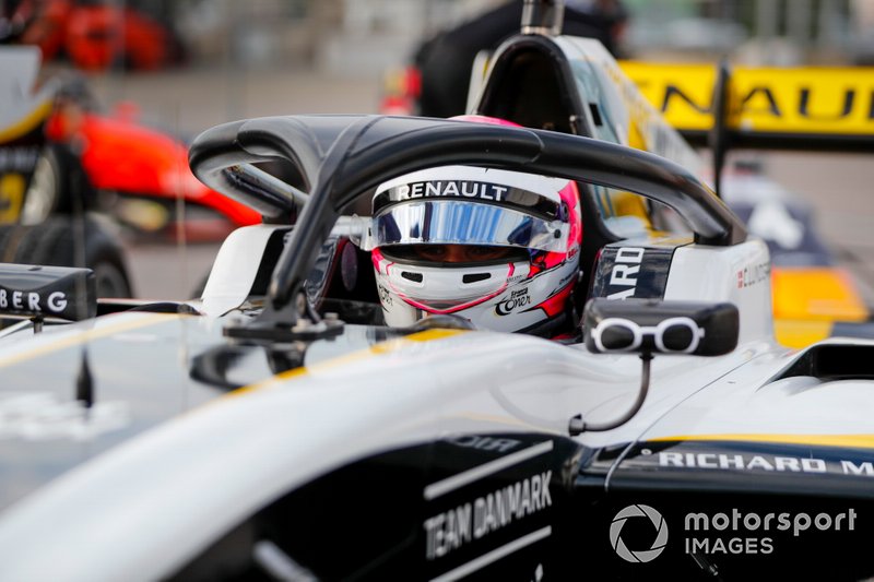 Christian Lundgaard se tendrá que perder los test de Fórmula 2 en Bahrein porque se encuentra en cuarentena en el hotel de Tenerife donde se dieron casos del coronavirus