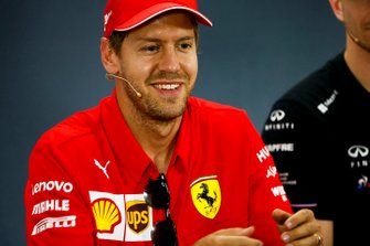 Sebastian Vettel, Ferrari basın toplantısında