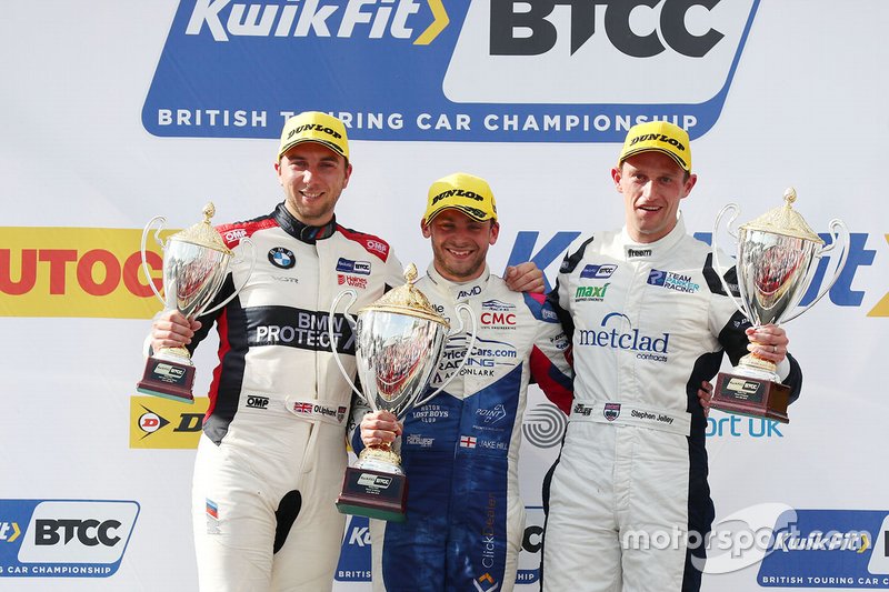 Podium: race winner Jake Hill, Trade Price Cars Audi