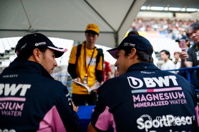 Sergio Perez, Racing Point, y Lance Stroll, Racing Point