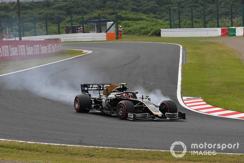 15 - Kevin Magnussen, Haas F1 Team VF-19