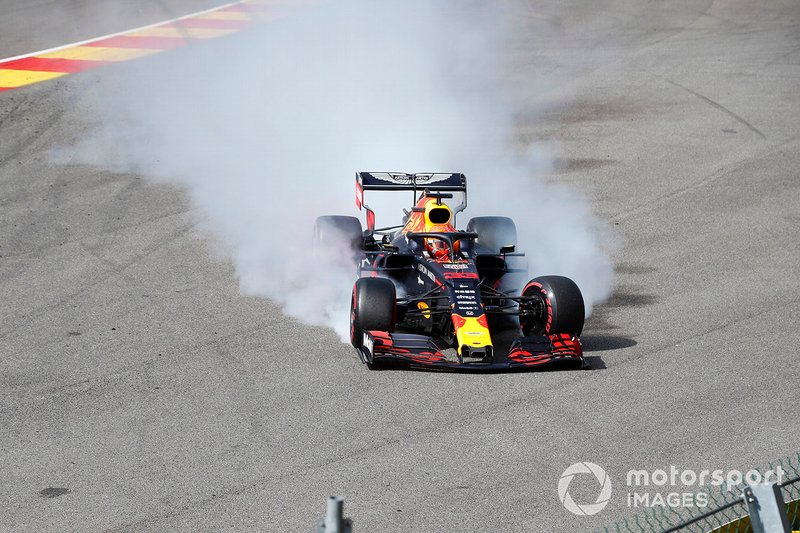 Incidente y abandono de Max Verstappen, Red Bull Racing RB15