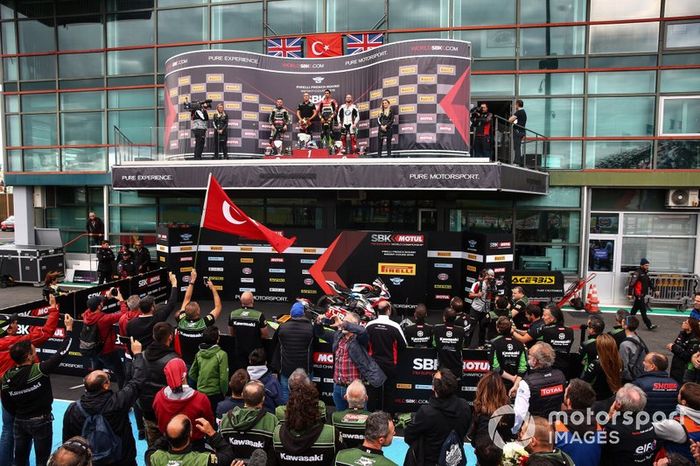 Jonathan Rea, Kawasaki Racing Team, Toprak Razgatlioglu, Turkish Puccetti Racing, Tom Sykes, BMW Motorrad WorldSBK Team