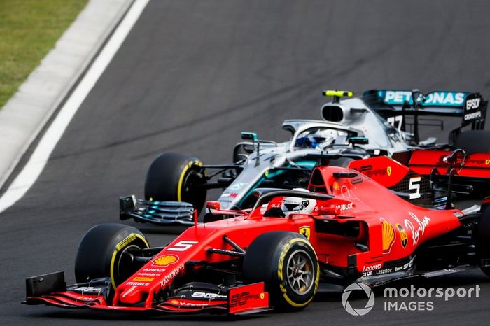 Sebastian Vettel, Ferrari SF90, Valtteri Bottas, Mercedes AMG W10
