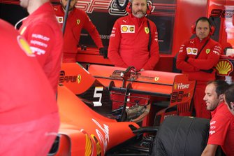 Sebastian Vettel, Ferrari SF90 arka kanat detay