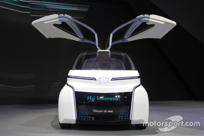Toyota i-Ride
