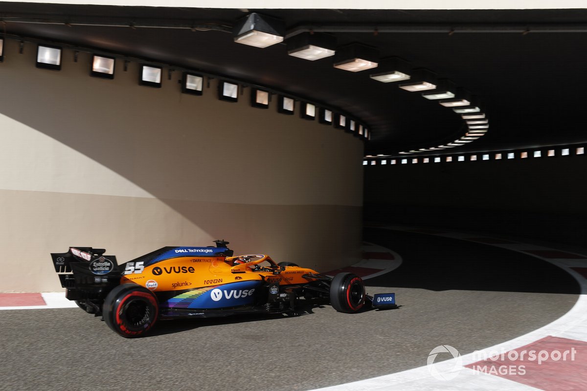 Carlos Sainz Jr., McLaren MCL35