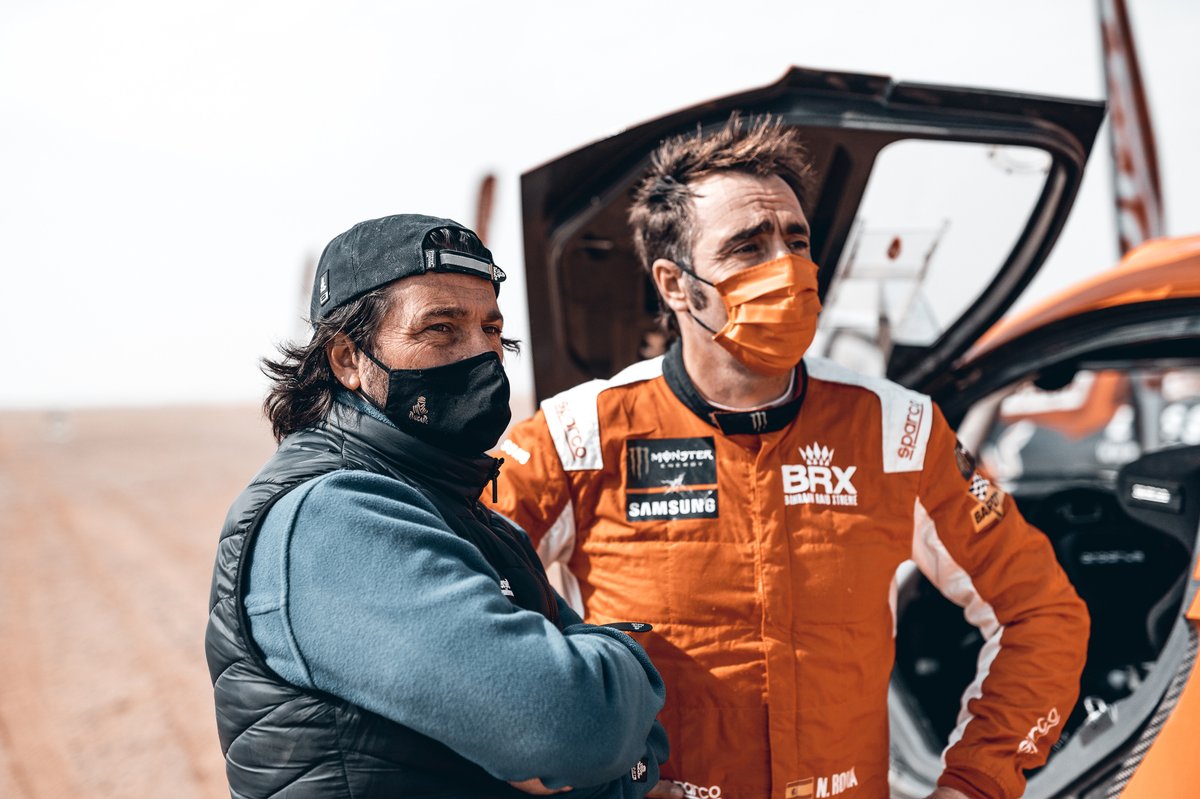 David, director del Dakar, y #311 Bahrain Raid Xtreme Hunter: Nani Roma