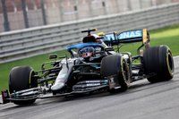 Tujuh Mahkota Luar Biasa Lewis Hamilton