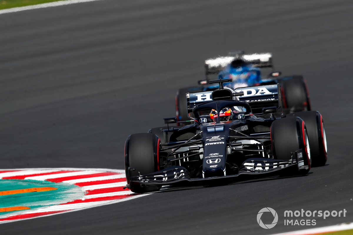 Yuki Tsunoda, AlphaTauri AT02, Fernando Alonso, Alpine A521