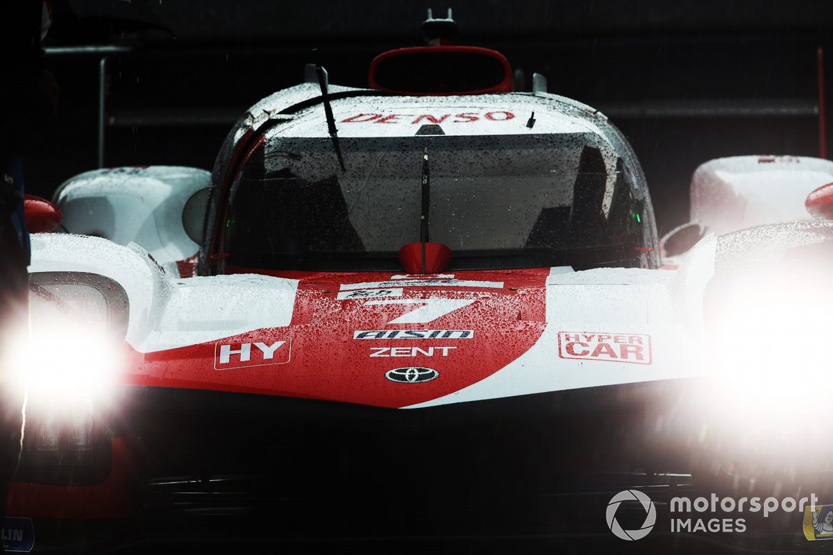 #7 Toyota Gazoo Racing Toyota GR010 - Hybrid Hypercar, Mike Conway, Kamui Kobayashi, José María López