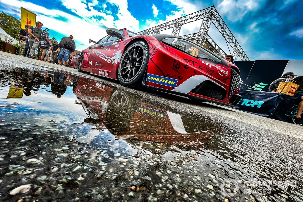 Romeo Ferraris-M1RA, Alfa Romeo Giulia ETCR