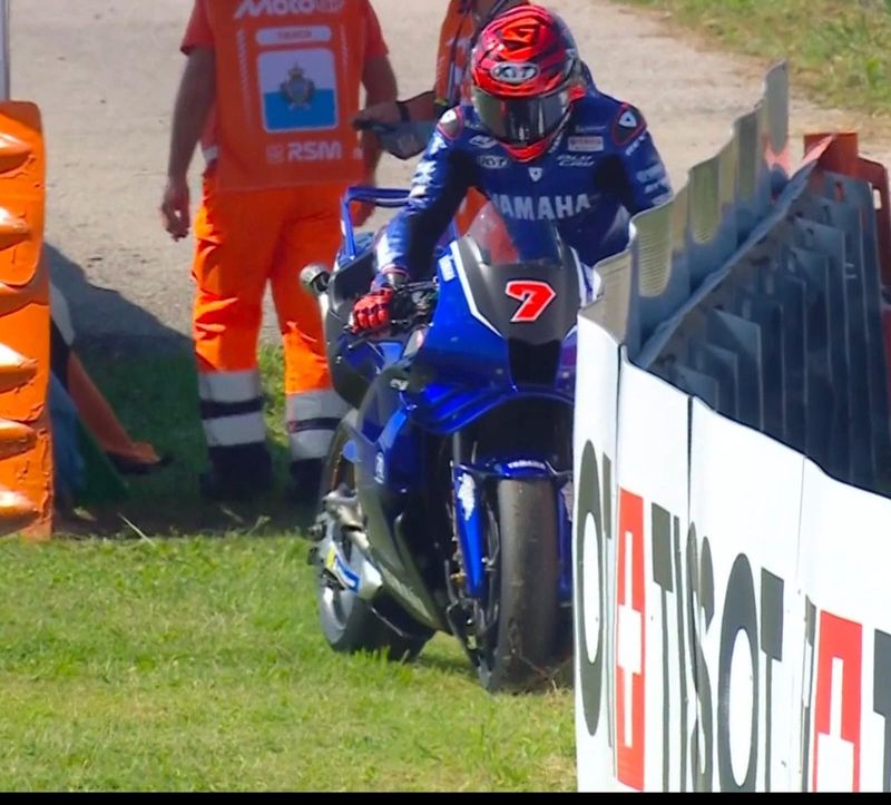 Augusto Fernández, Yamaha V4