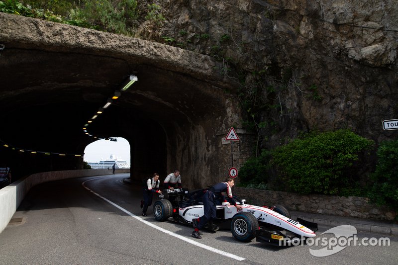 Callum Ilott, Sauber Junior Team by Charouz