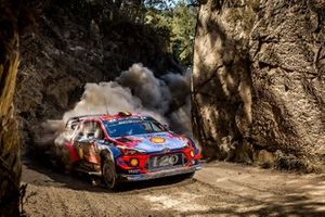 Thierry Neuville, Nicolas Gilsoul, Hyundai Motorsport Hyundai i20 Coupe WRC