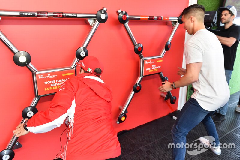 Charles Leclerc, Ferrari alla Shell House
