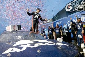 Race Winner Alex Bowman, Hendrick Motorsports, Chevrolet Camaro Axalta