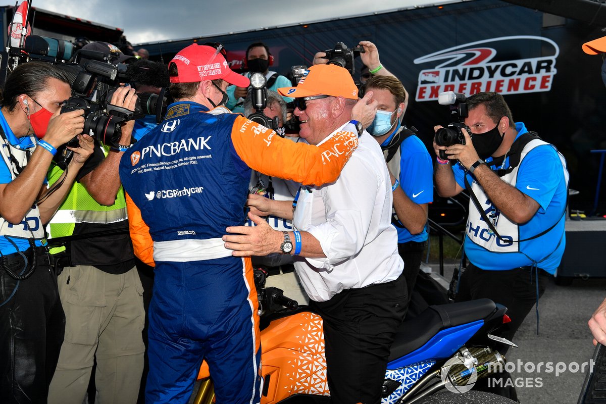 Campeón Scott Dixon, Chip Ganassi Racing Honda y Chip Ganassi