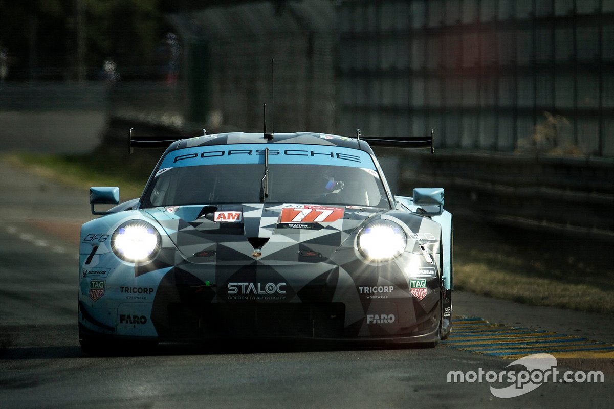 #77 Proton Competition Porsche 911 RSR: Christian Ried, Riccardo Pera, Matt Campbell