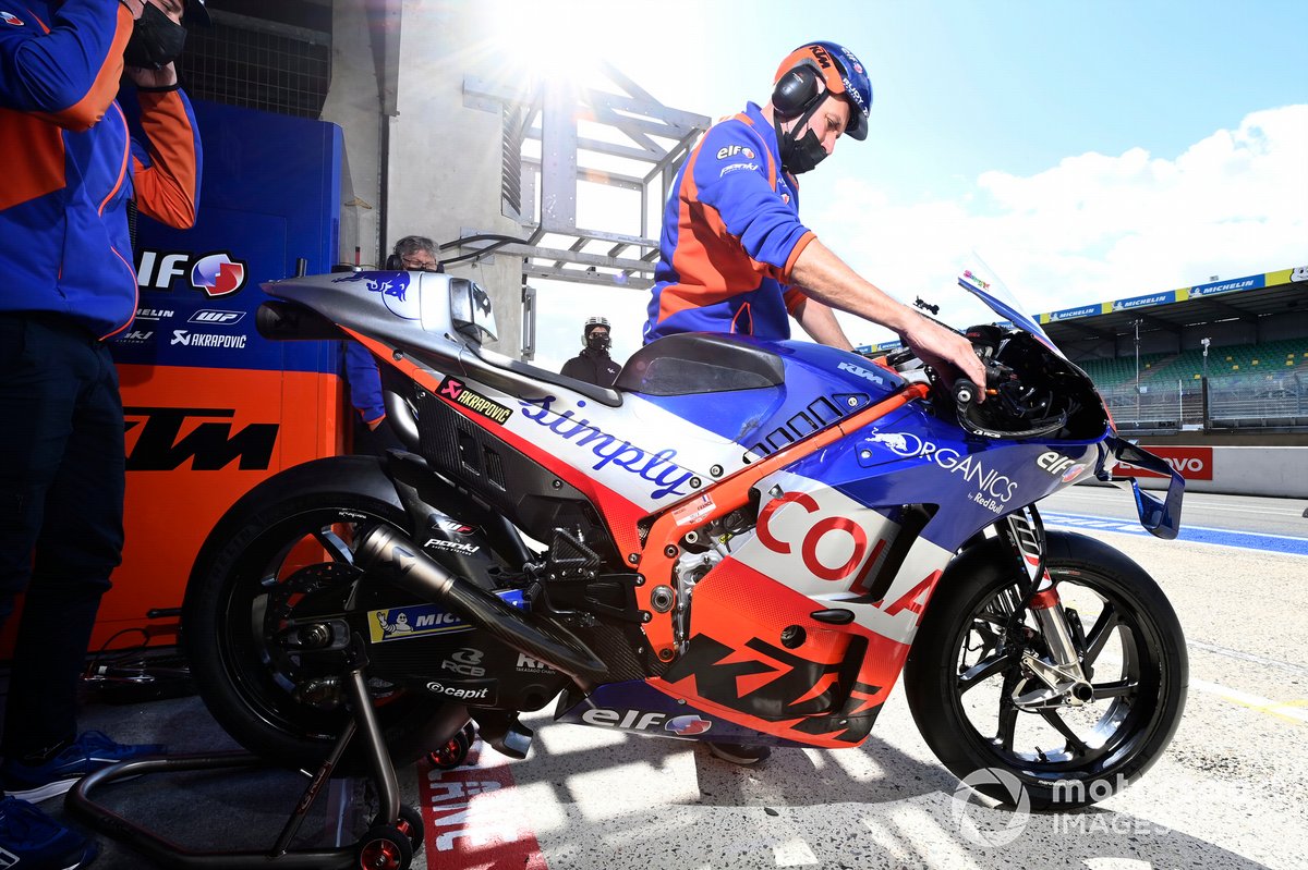 Red Bull KTM Tech3 garage