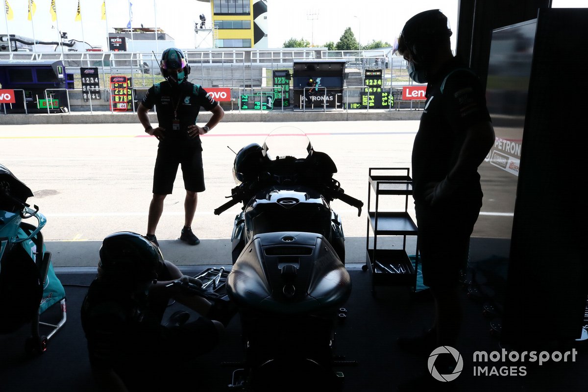 Franco Morbidelli, Petronas Yamaha SRTs crew