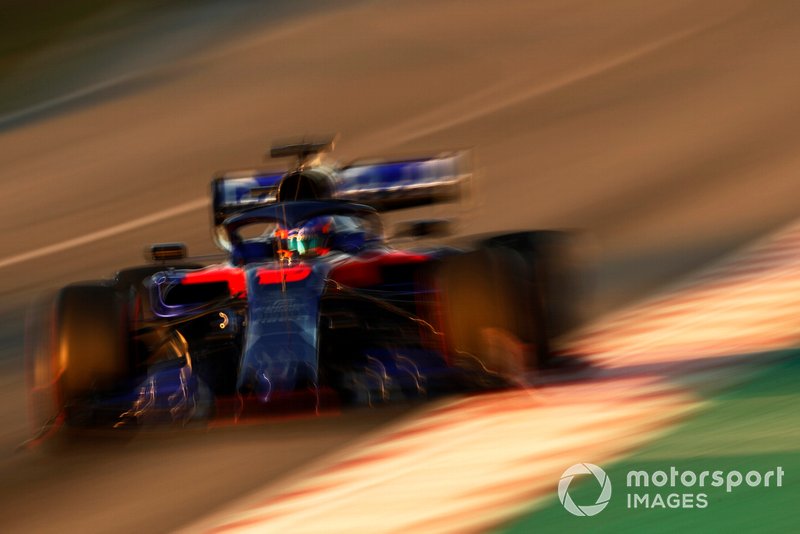 Александр Элбон, Scuderia Toro Rosso STR14