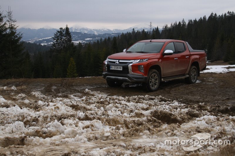 Mitsubishi L200