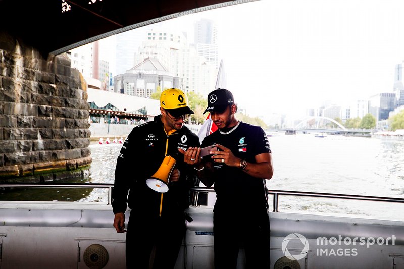 Daniel Ricciardo, Renault, Lewis Hamilton, Mercedes AMG F1